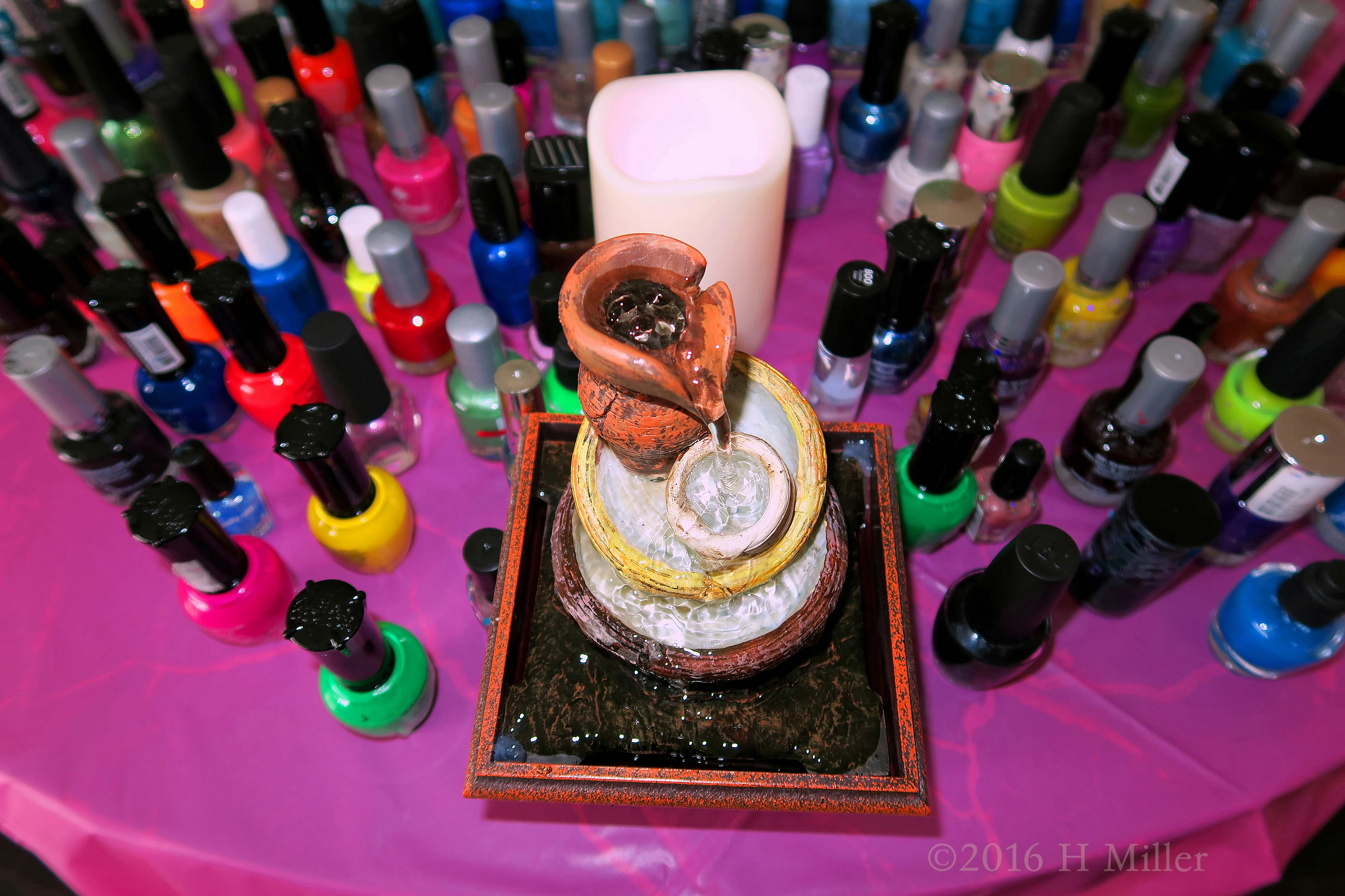 Soothing Sound Of Running Water From The Fountain. Soothing Sound Of Running Water From The Fountain.