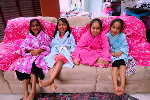 Saying SPA PARTY. Saying SPA PARTY.