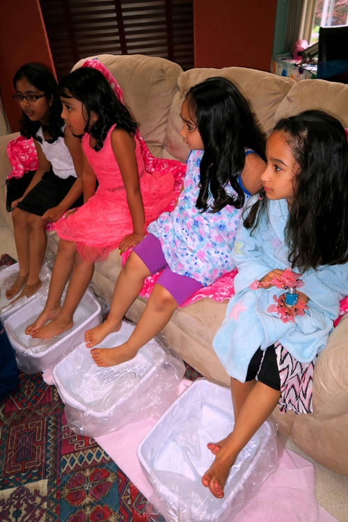 Kids Mini Mani, Foot Soak In Warm Water. Kids Mini Mani, Foot Soak In Warm Water.