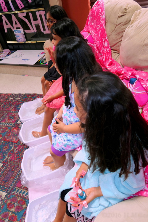 Relaxing With Friends. Relaxing With Friends.