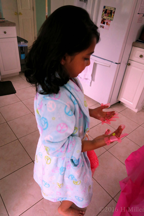 She Has Never Seen Nail Protectors Before. She Has Never Seen Nail Protectors Before.