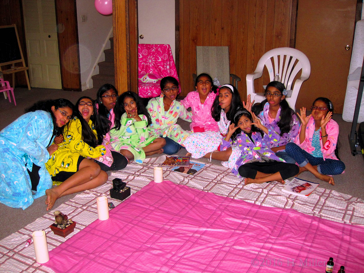 Another Kids Spa Group Picture At Aditi's Spa For Kids! 