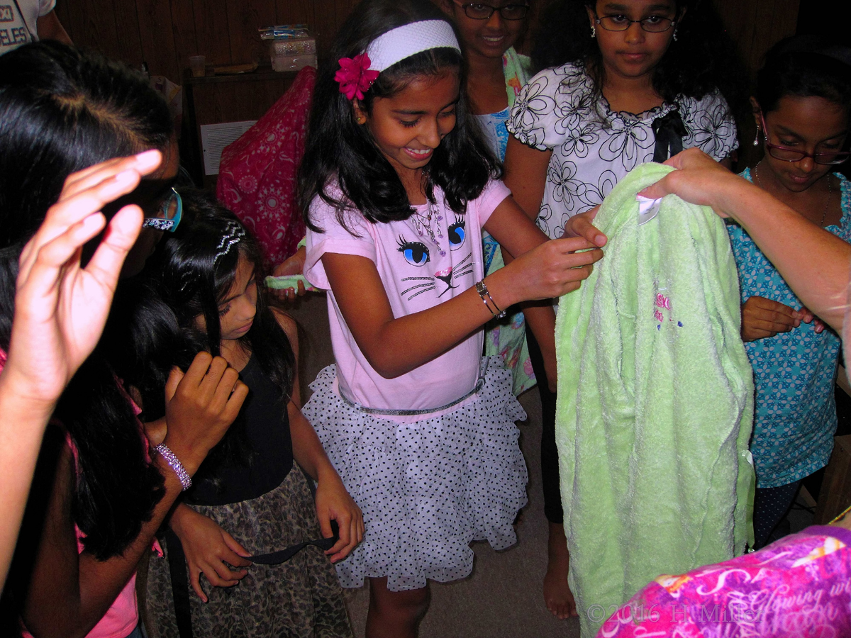 Choosing Their Spa Robes For Aditi's Girls Spa Party. 