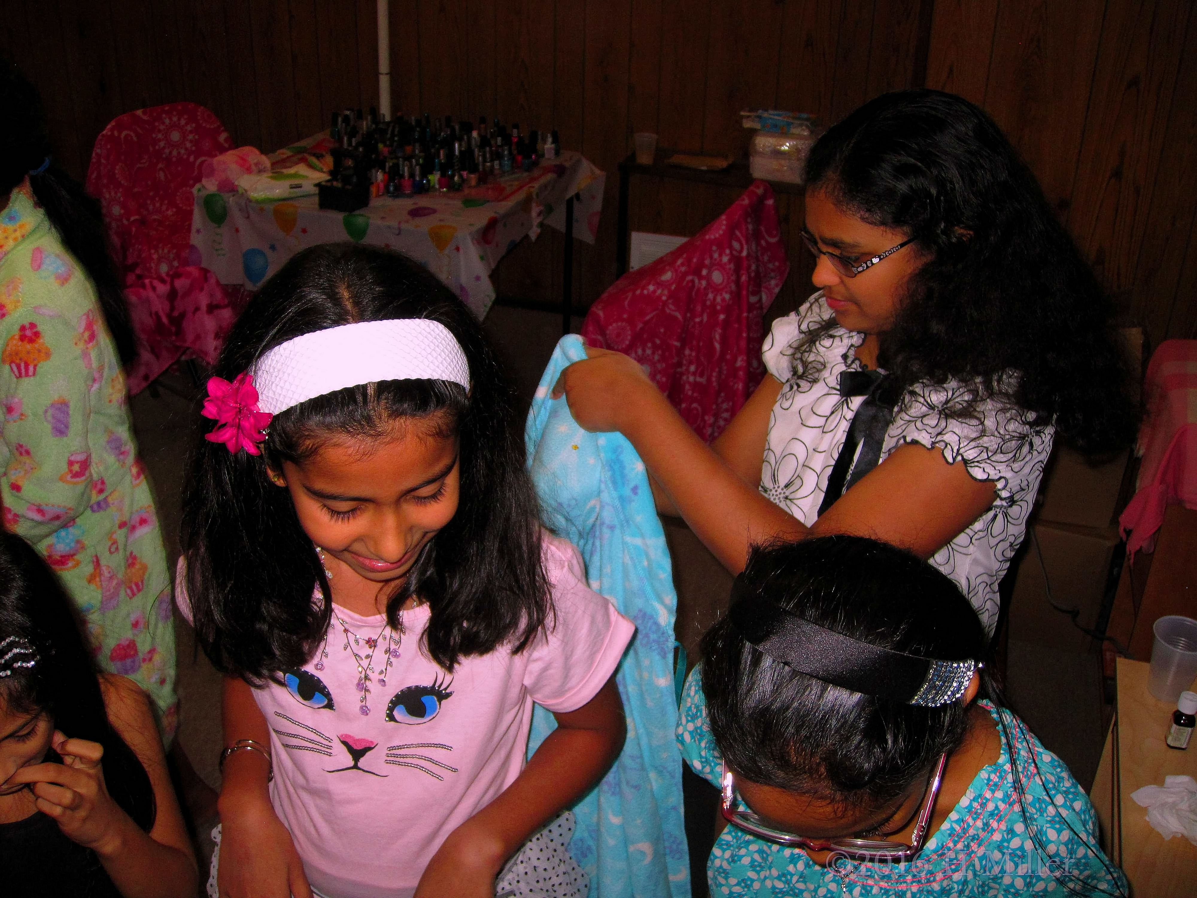 Everyone Chooses Their Favorite Spa Robe. Everyone Chooses Their Favorite Spa Robe.