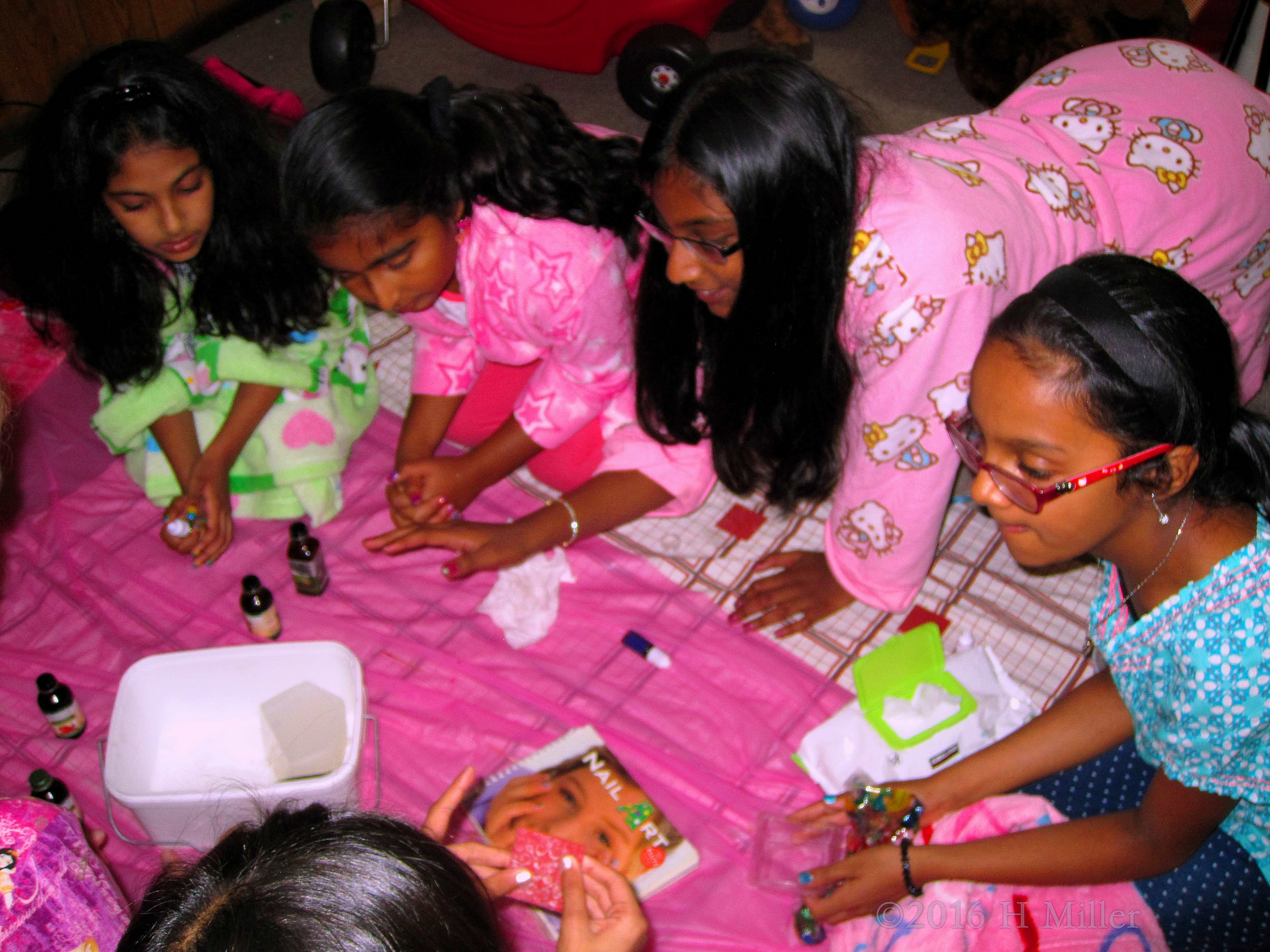 Please Pass The Soap! Making Kids Crafts At The Spa For Girls! 