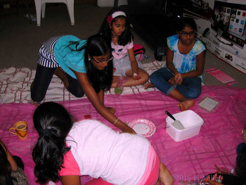 Following The Recipes Carefully While Making Kids Crafts! Following The Recipes Carefully While Making Kids Crafts!