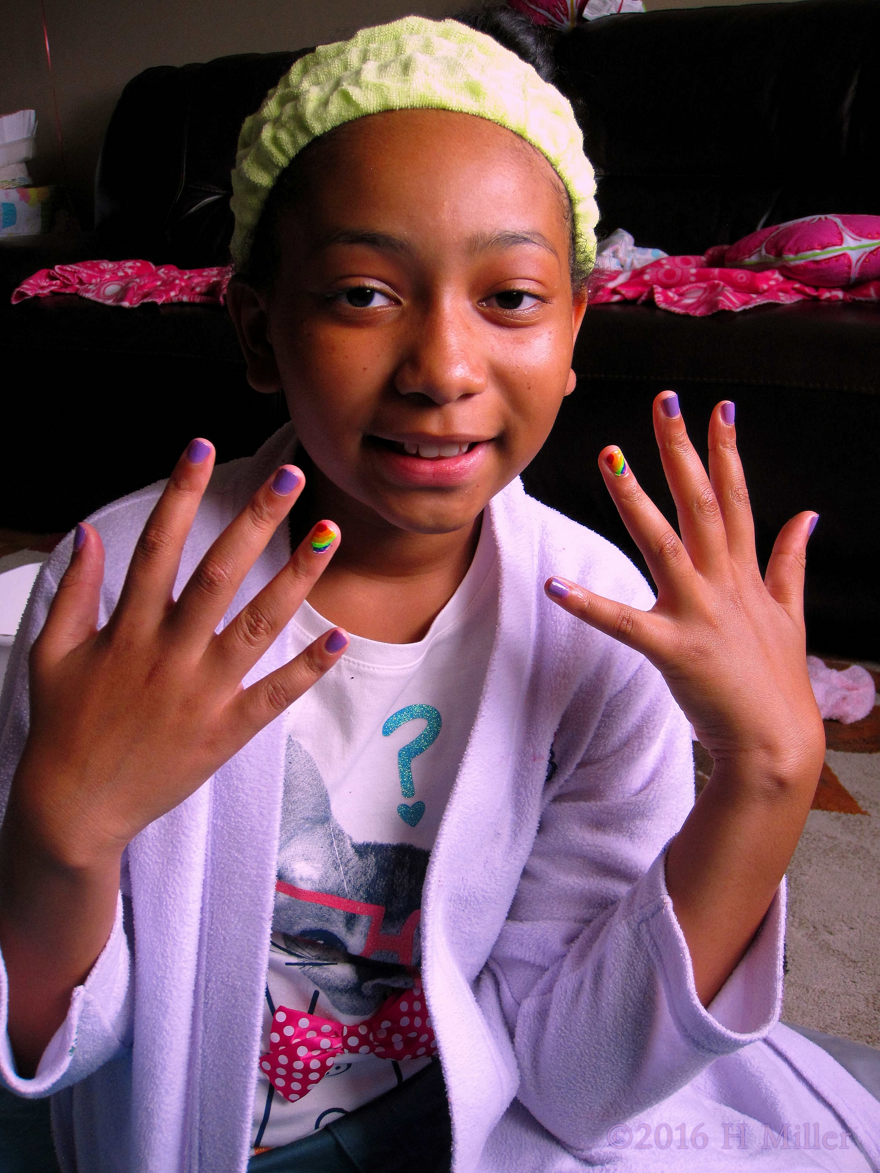 She Loves Her Rainbow Mini Mani She Loves Her Rainbow Mini Mani