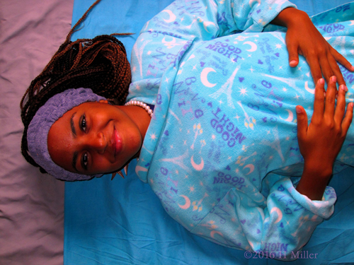 She Looks Very Relaxed Before Her Kids Facial And Massag She Looks Very Relaxed Before Her Kids Facial And Massag