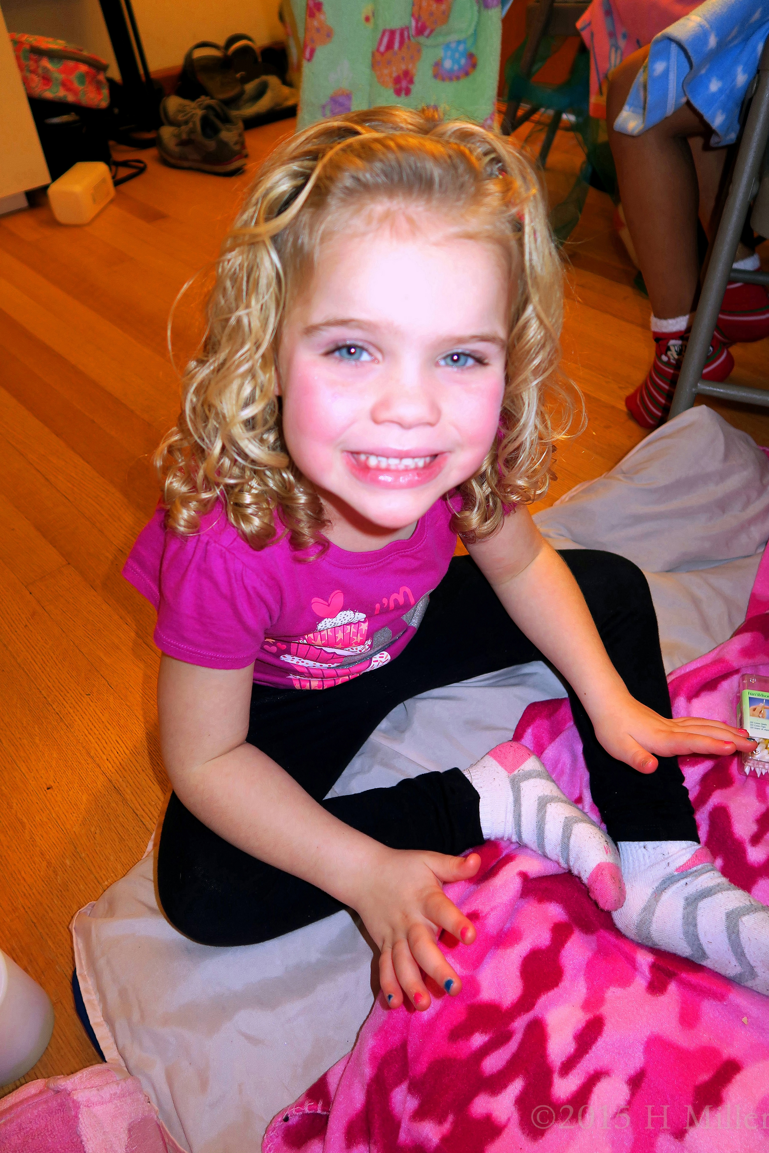 She Just Had Her Kids Manicure Done Complete With Nail Art! She Just Had Her Kids Manicure Done Complete With Nail Art!