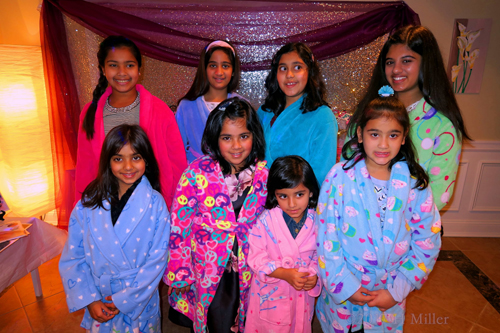 Everybody Is Smiling Before The Spa Party For Girls. Everybody Is Smiling Before The Spa Party For Girls.