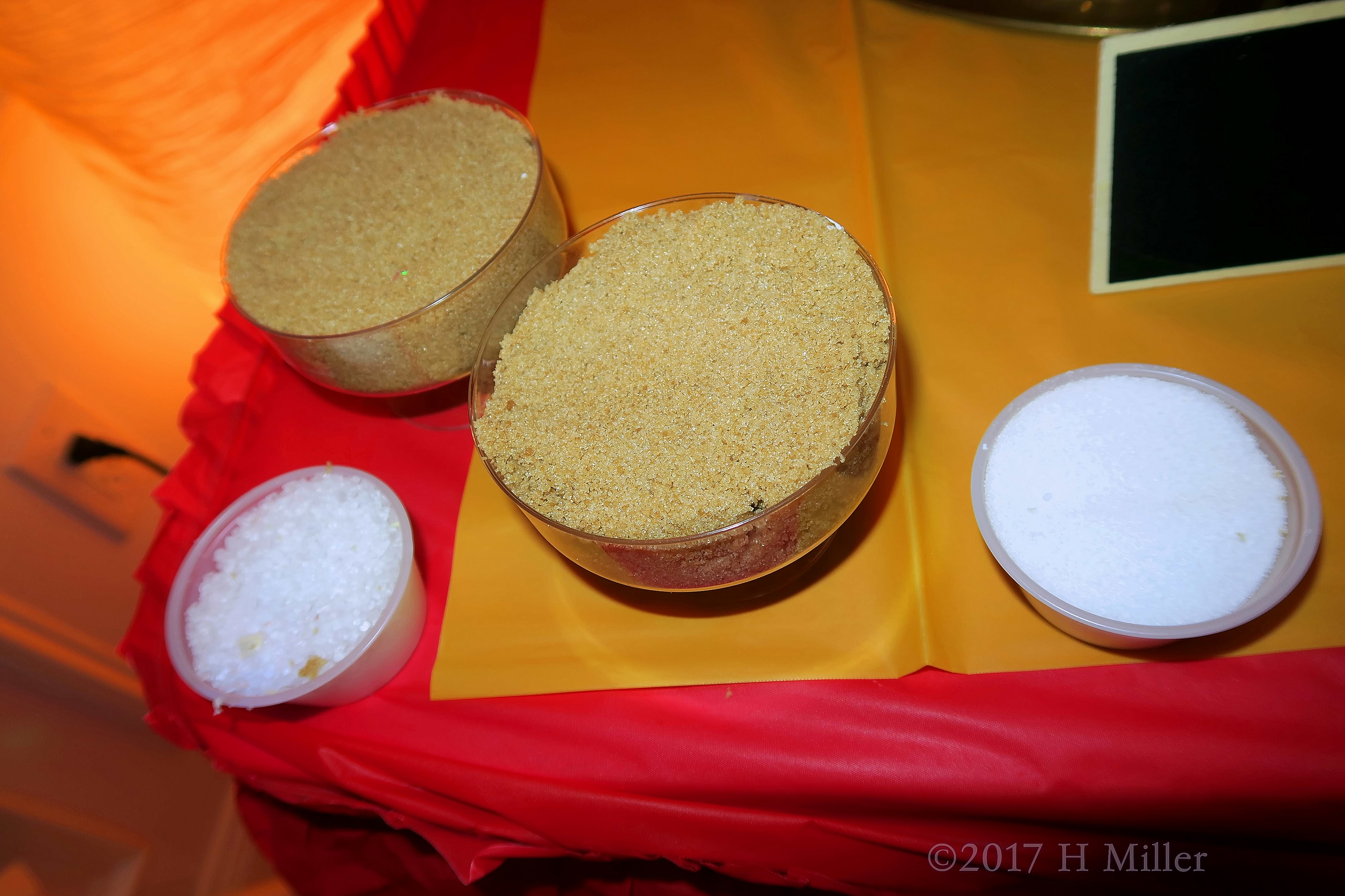 The Sugar Body Scrub And Bath Salt Kids Craft Projects. The Sugar Body Scrub And Bath Salt Kids Craft Projects.