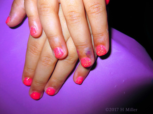 Mini Manicure At The Girls Spa.