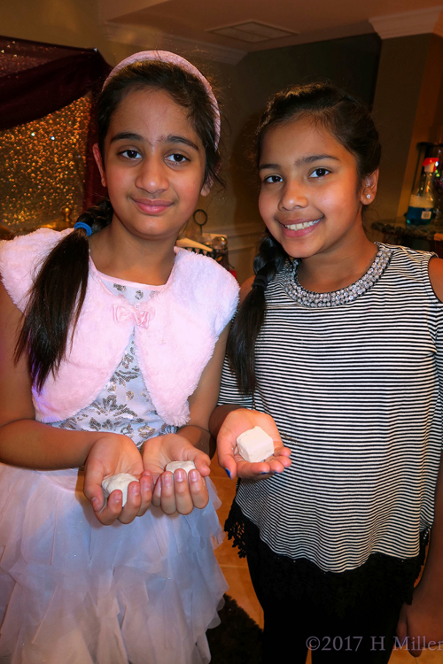 The Fizzy Bath Bombs Kids Crafts Came Out Perfect! The Fizzy Bath Bombs Kids Crafts Came Out Perfect!