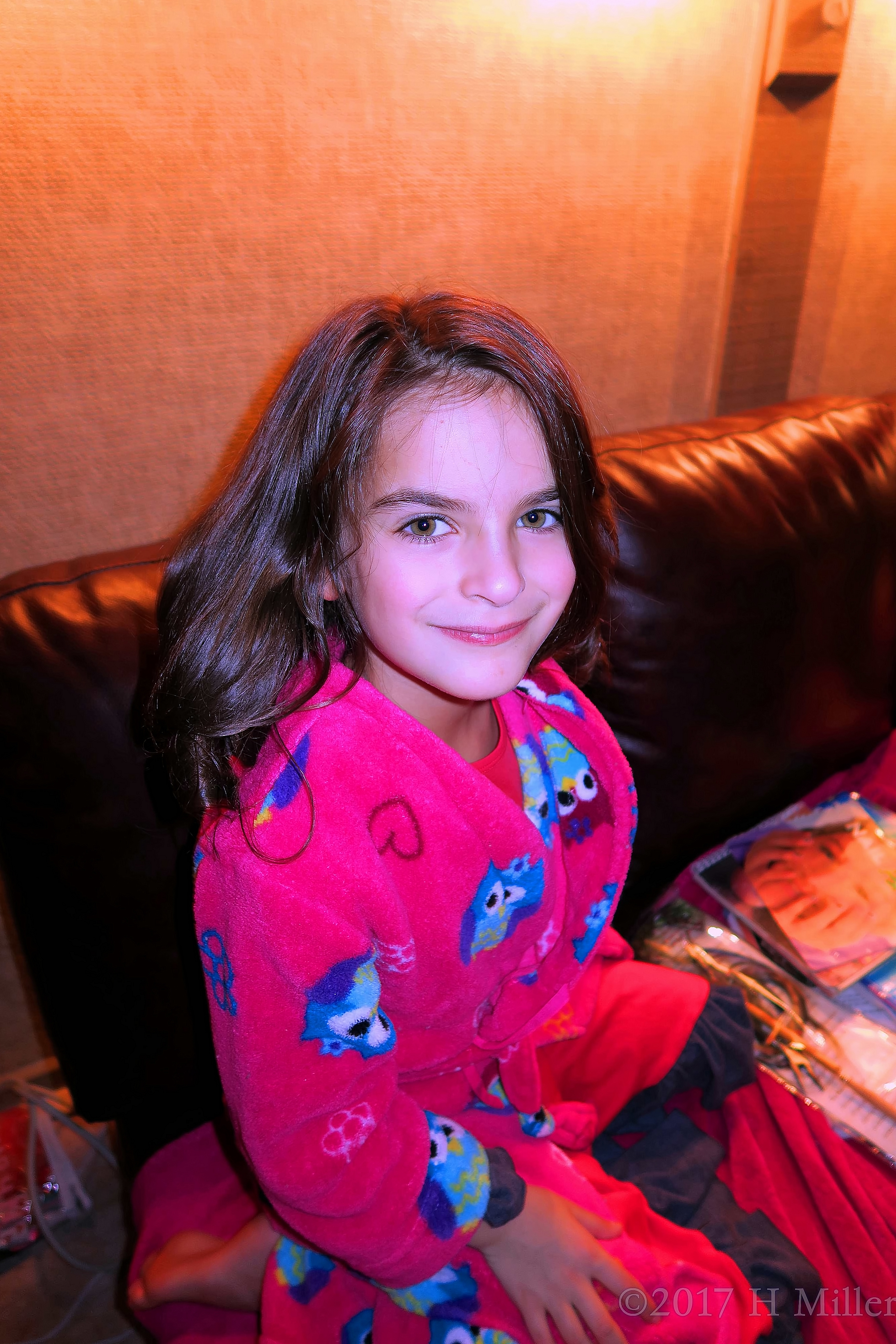 Curled Hairstyle At The Spa For Girls. Curled Hairstyle At The Spa For Girls.