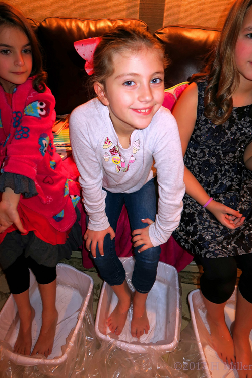 Having Fun During Kids Pedicures. Having Fun During Kids Pedicures.