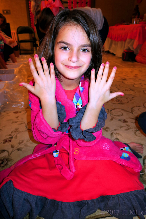 Pretty Pink And Glitter Mini Manicure. Pretty Pink And Glitter Mini Manicure.