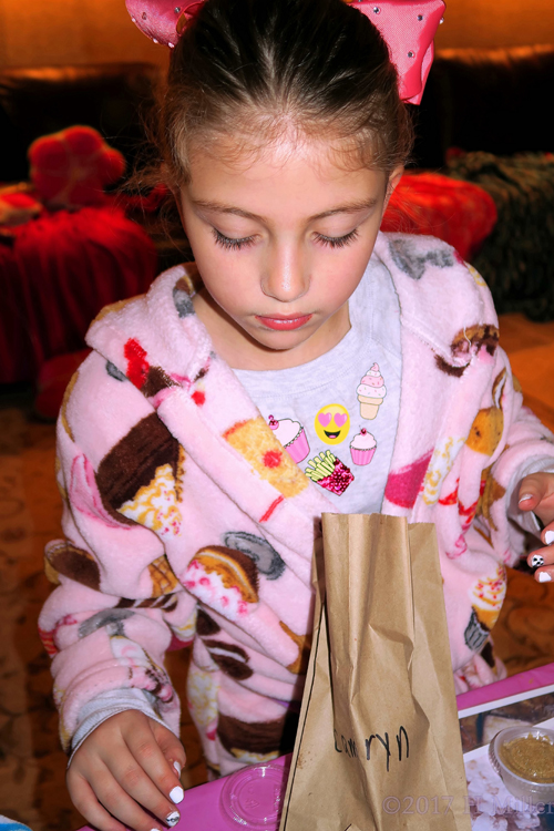 She Finished Making Her Sugar Body Scrub Kids Craft. She Finished Making Her Sugar Body Scrub Kids Craft.