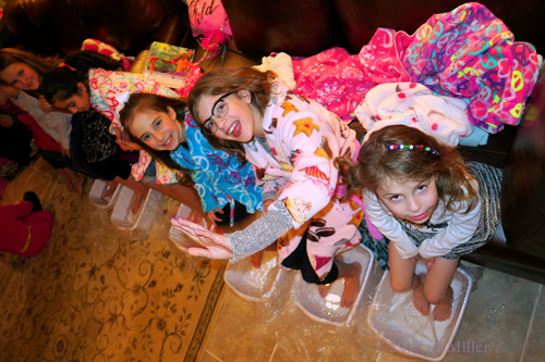 Smiling And Laughing For Another Pic Of The Kids Pedi Footbaths. Smiling And Laughing For Another Pic Of The Kids Pedi Footbaths.