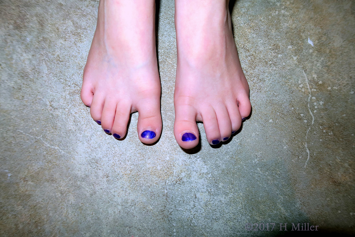 This Kids Pedicure Is An Awesome Cool Blue Color! 