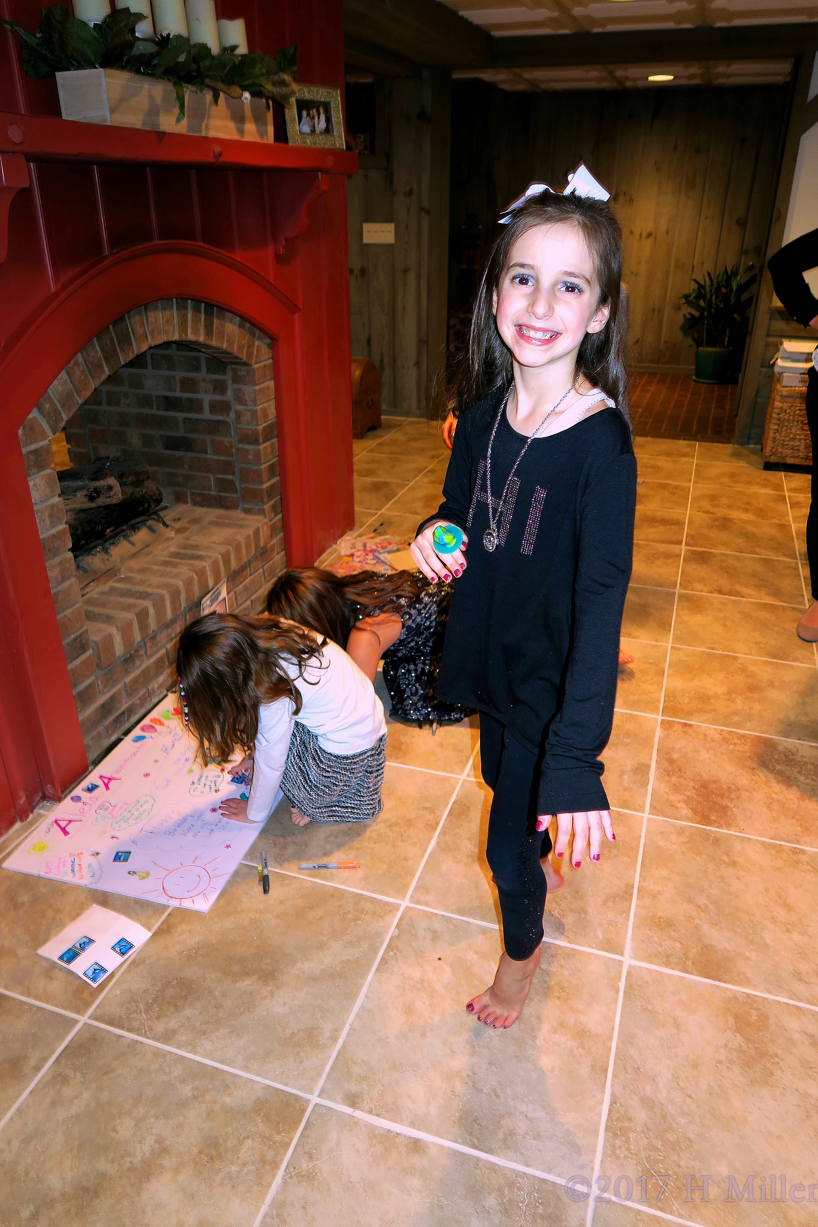 Alexa Smiles During Her Kids Spa Party! 