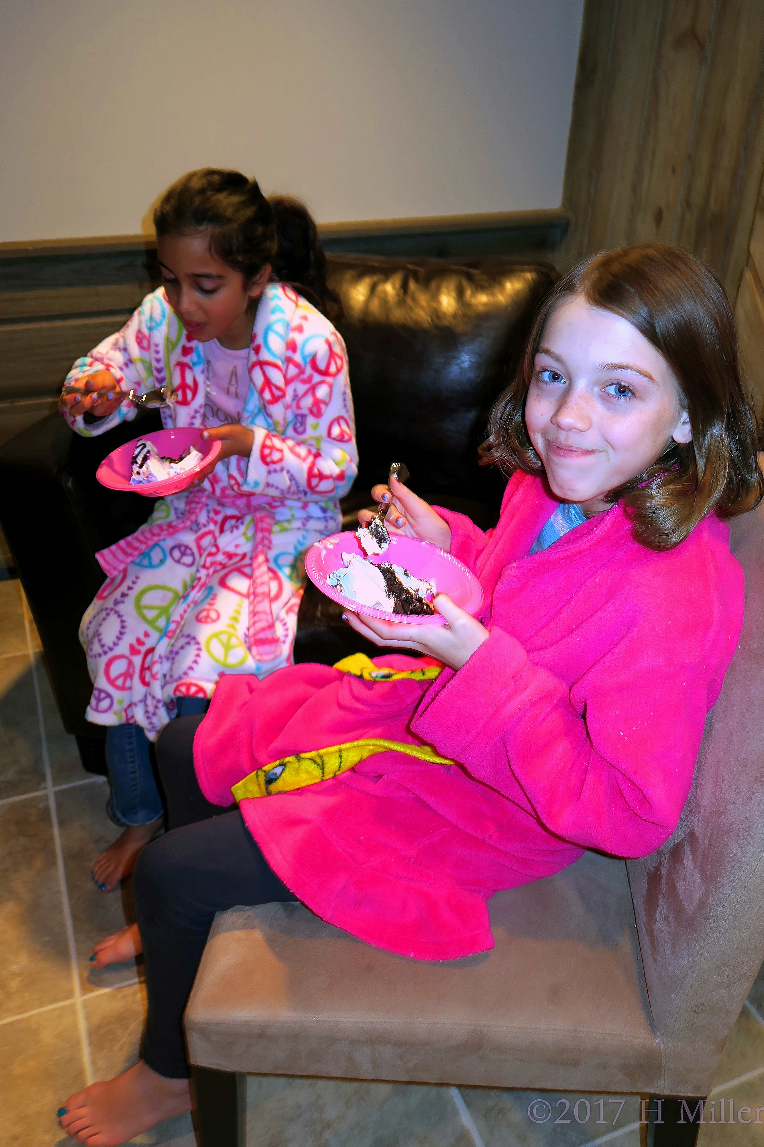 Enjoying Cake At The Kids Spa Party! Enjoying Cake At The Kids Spa Party!