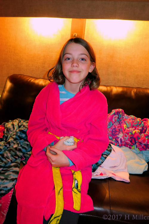 Smiling At The Kids Spa Party. Smiling At The Kids Spa Party.