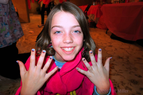 What A Pretty Ombre Nail Design. What A Pretty Ombre Nail Design.