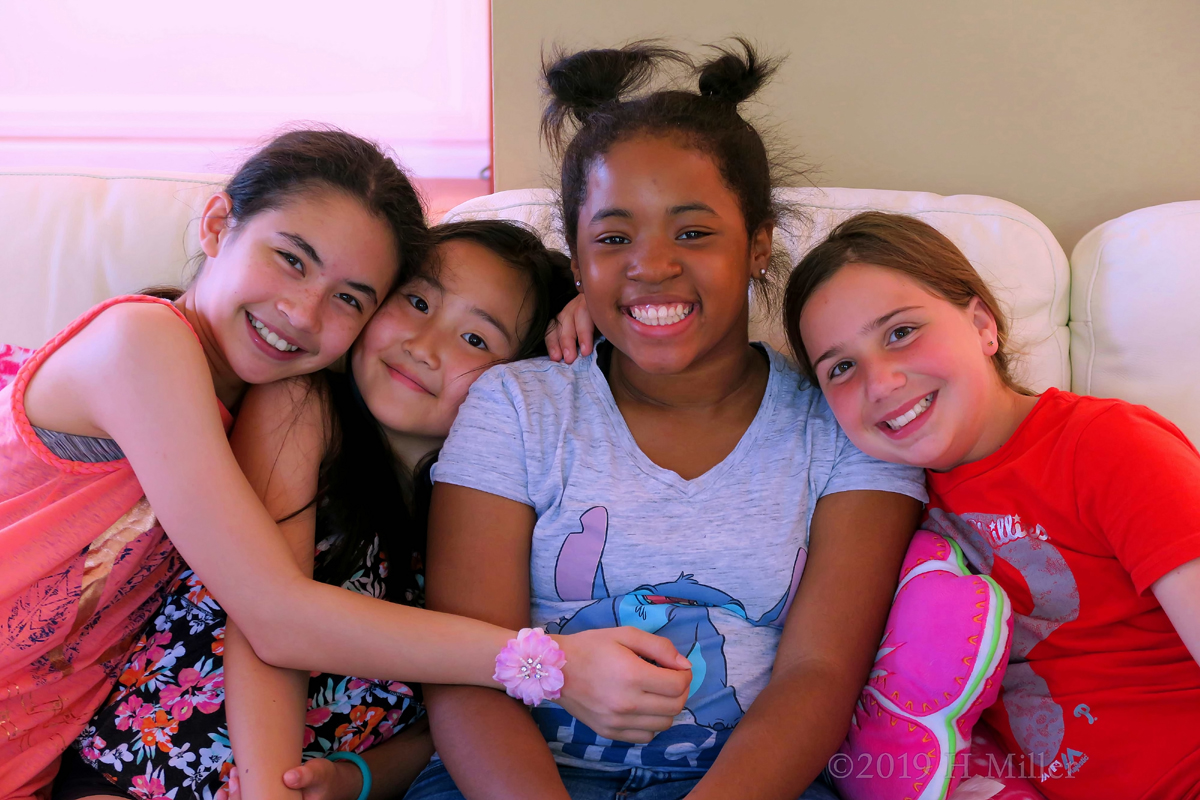 Alisha Poses With Her Smiling Friends At The Spa For Girls! 