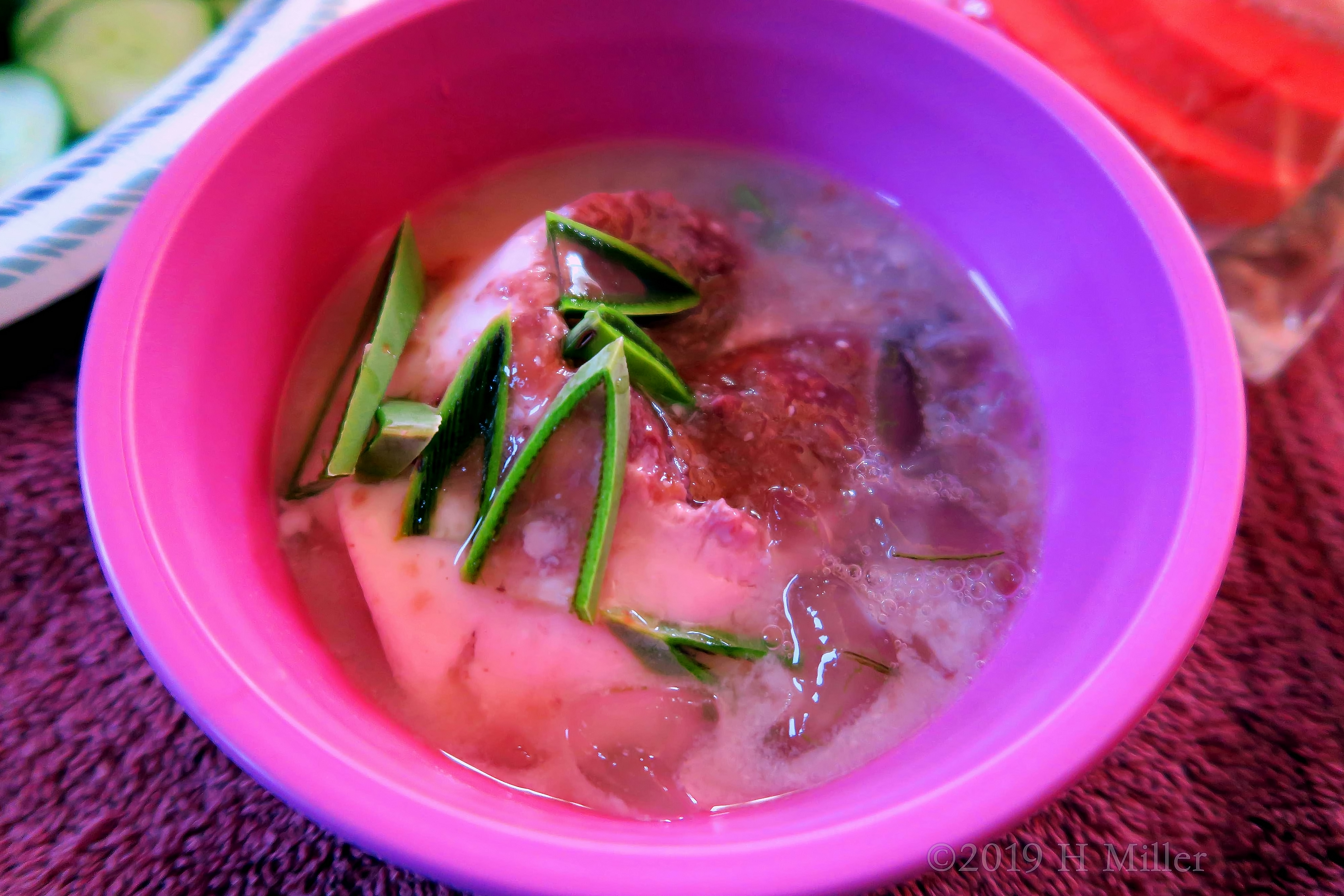 Aloe Mixed With Facial Masque To Increase The Relaxation During Kids Facials! Aloe Mixed With Facial Masque To Increase The Relaxation During Kids Facials!