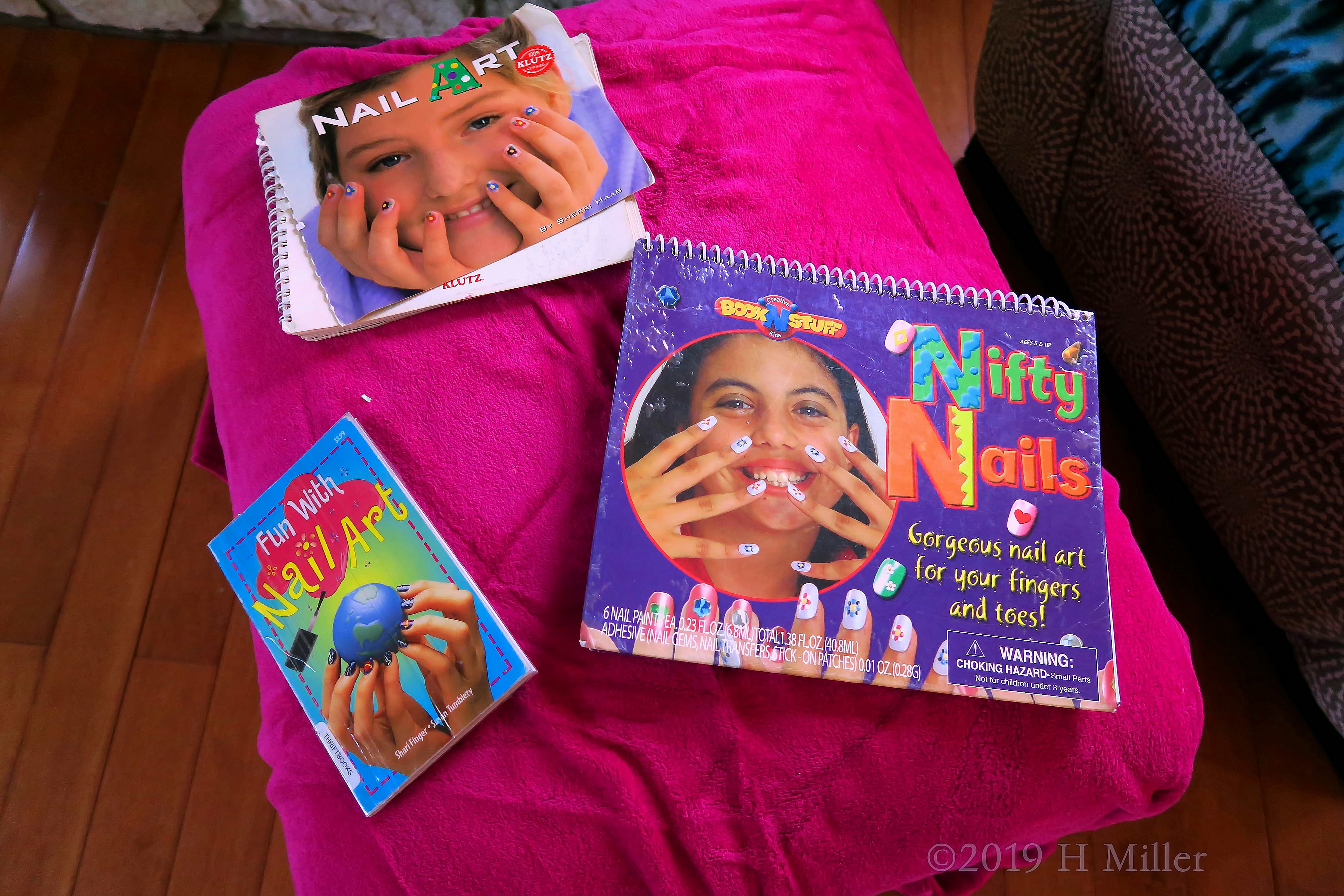 Various Nail Art Books For The Kids To Choose From! Various Nail Art Books For The Kids To Choose From!
