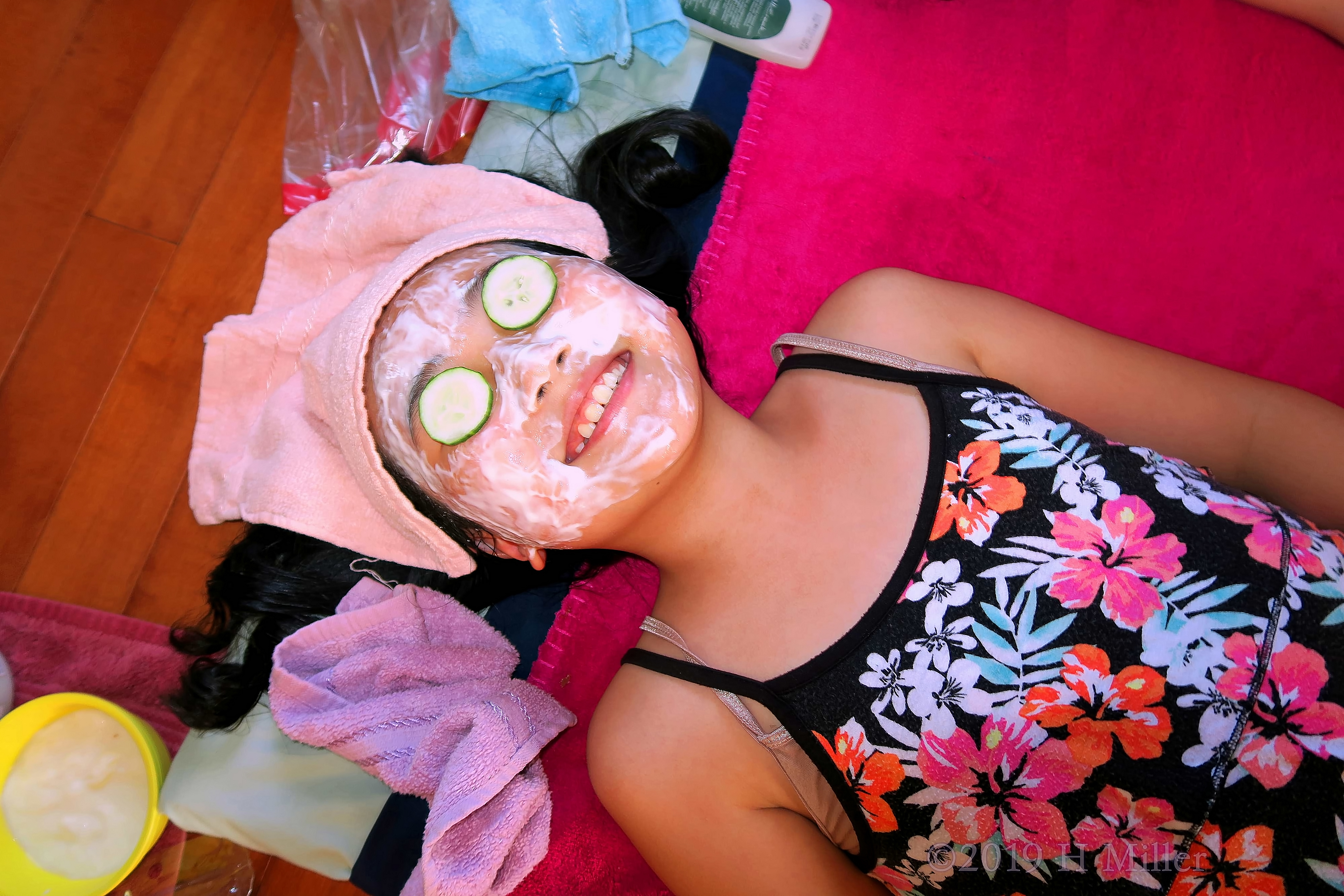 Happy And Smiling During Kids Facial! Happy And Smiling During Kids Facial!