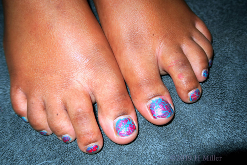 Mosaic Shatter For Kids Pedicure!