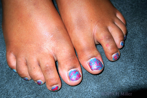 Mosaic Shatter For Kids Pedicure! Mosaic Shatter For Kids Pedicure!