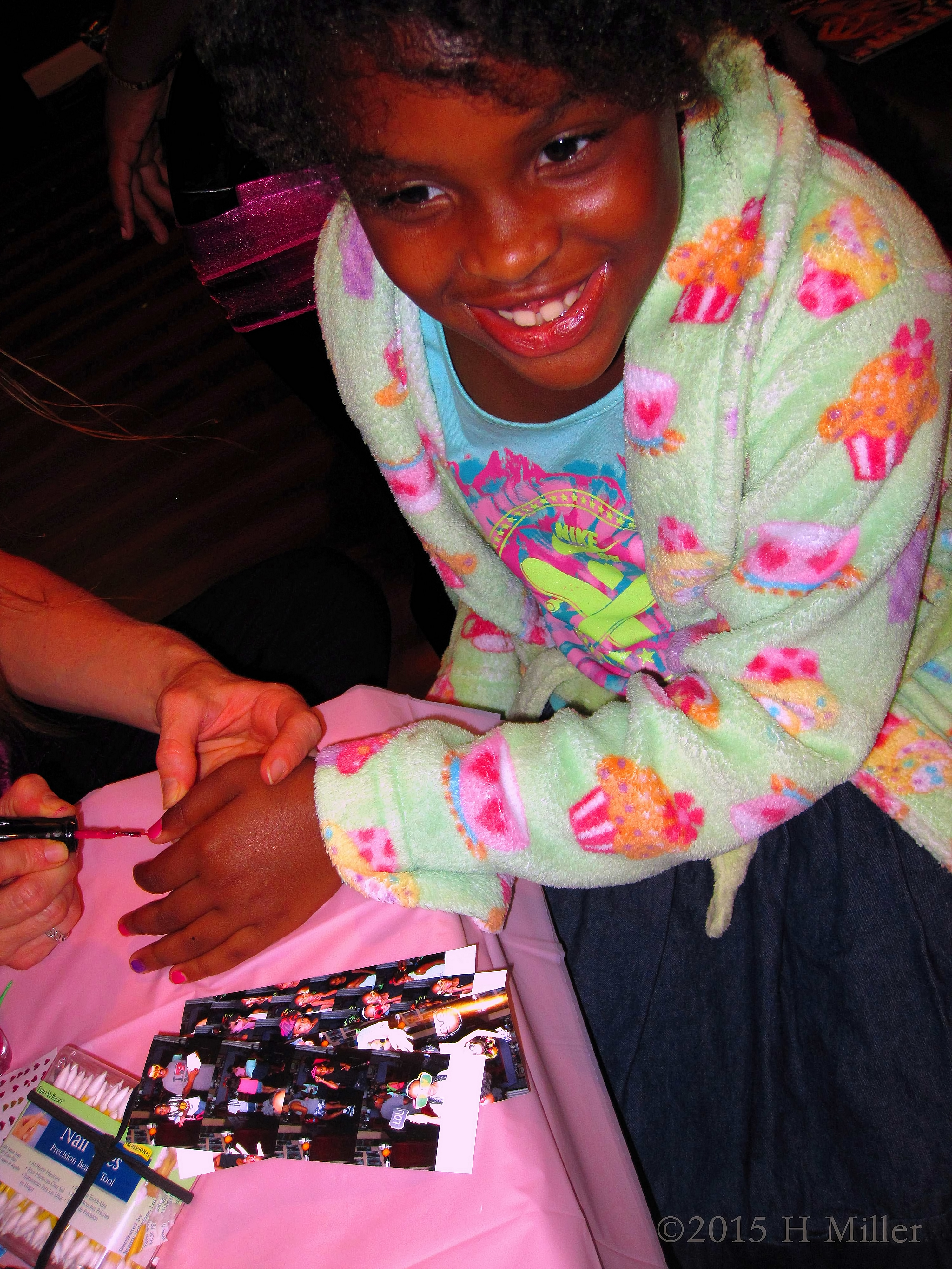 Kids Home Spa Nail Art. Kids Home Spa Nail Art.