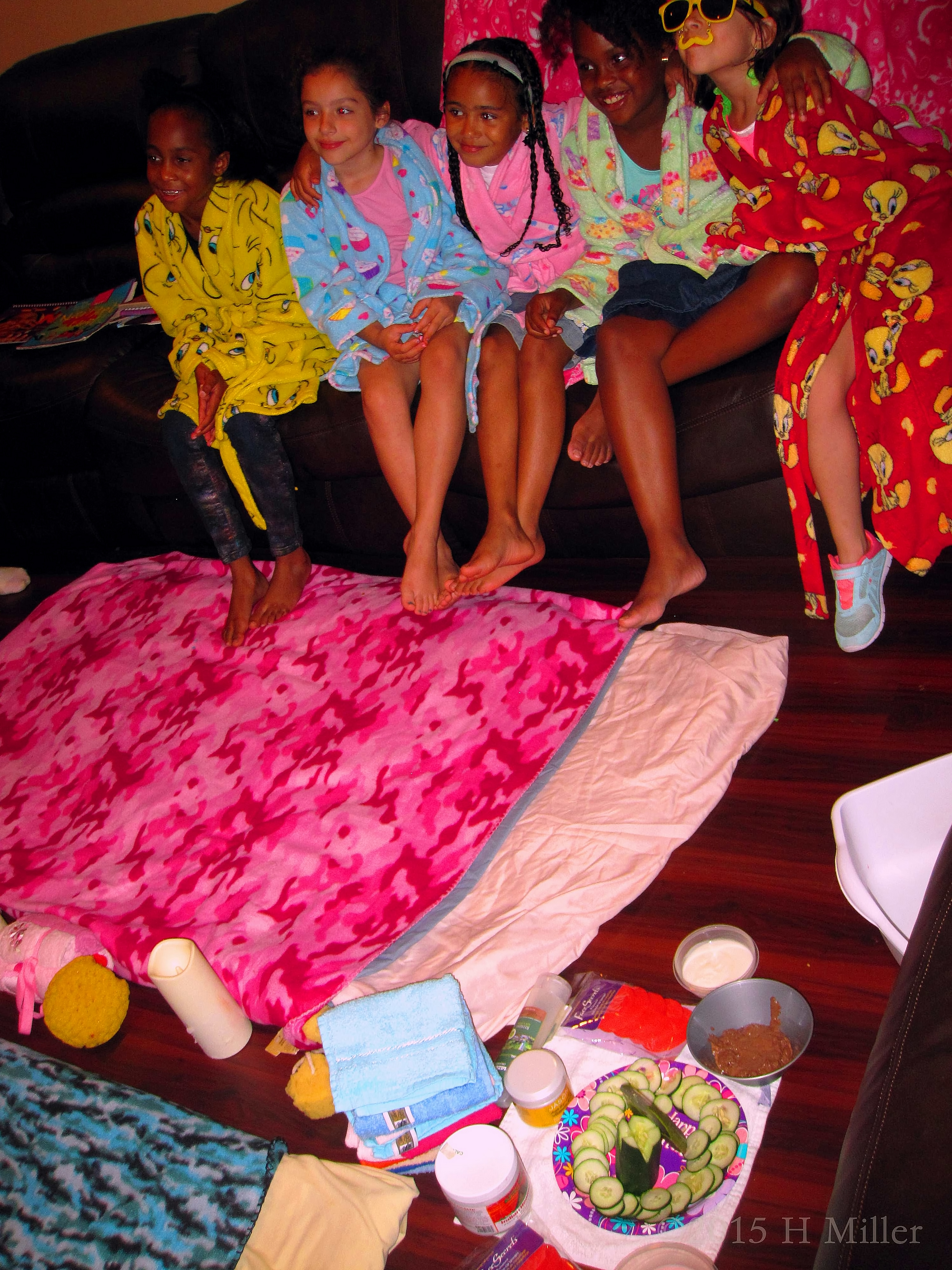 Taking A Pic Of The Girls Posing For Mom. Taking A Pic Of The Girls Posing For Mom.