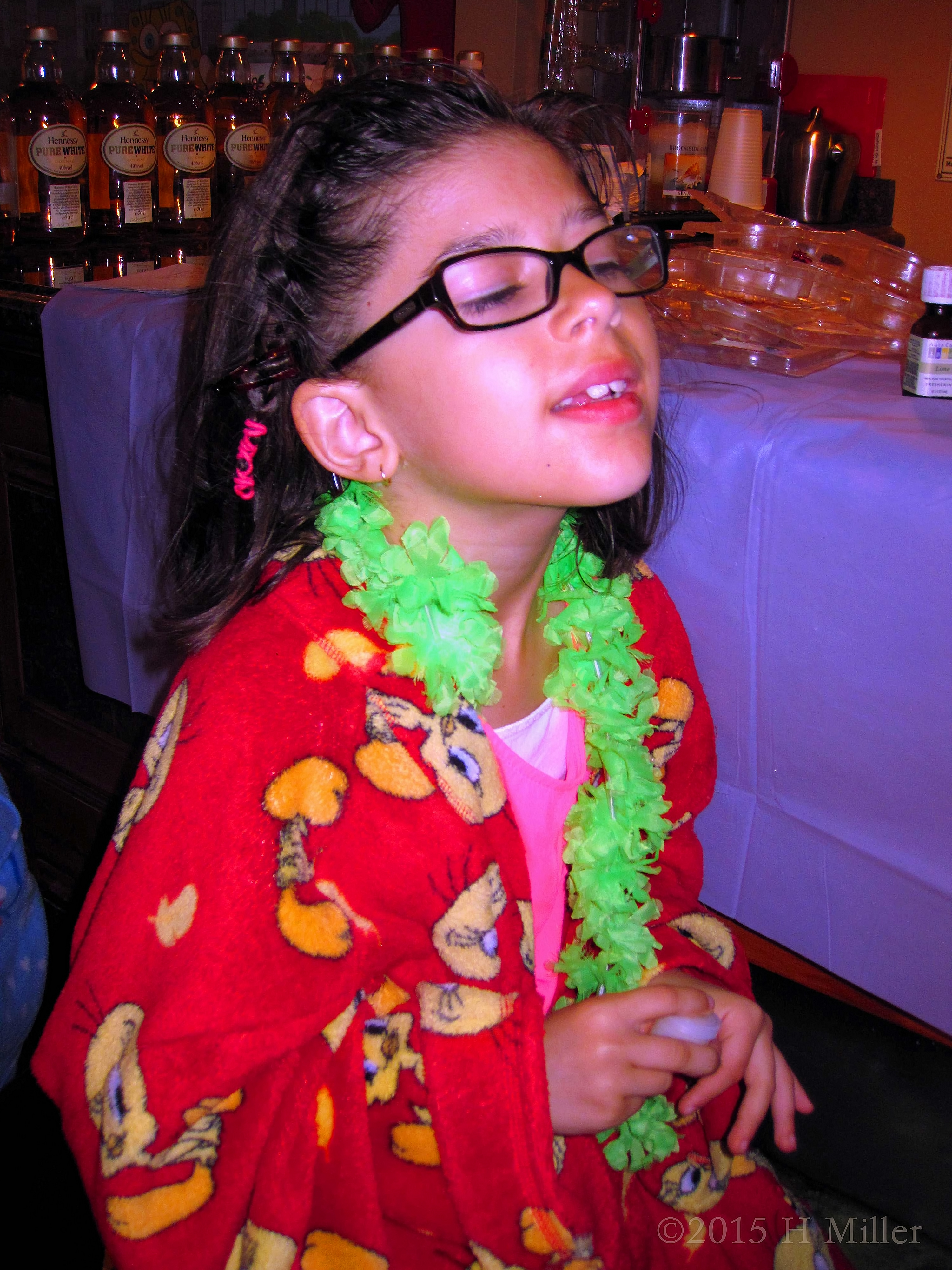 Shake! Shake! Shake! Soon The Lip Balm Will Be Solidified! Shake! Shake! Shake! Soon The Lip Balm Will Be Solidified!