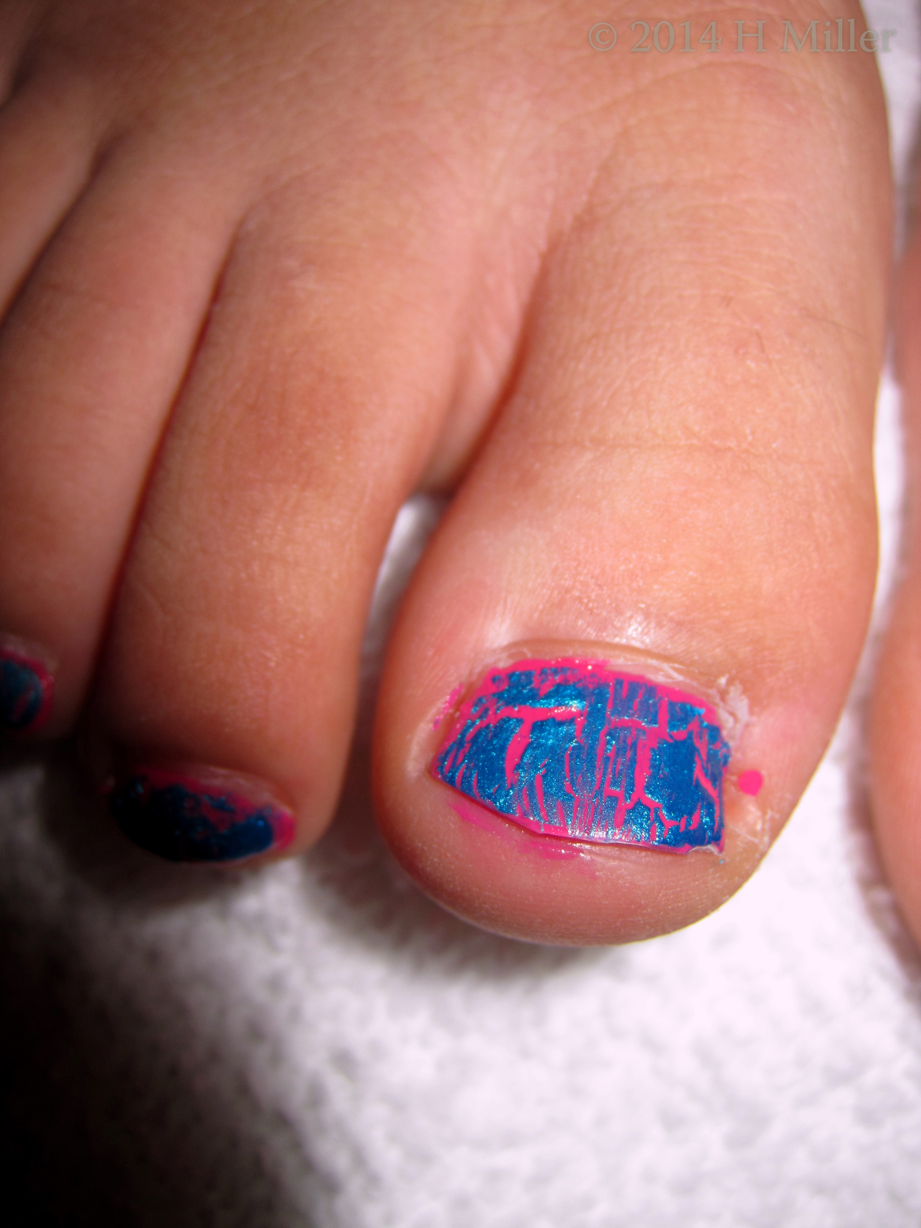 OPI Blue Metallic Shatter On Hot Pink Kids Nail Art 