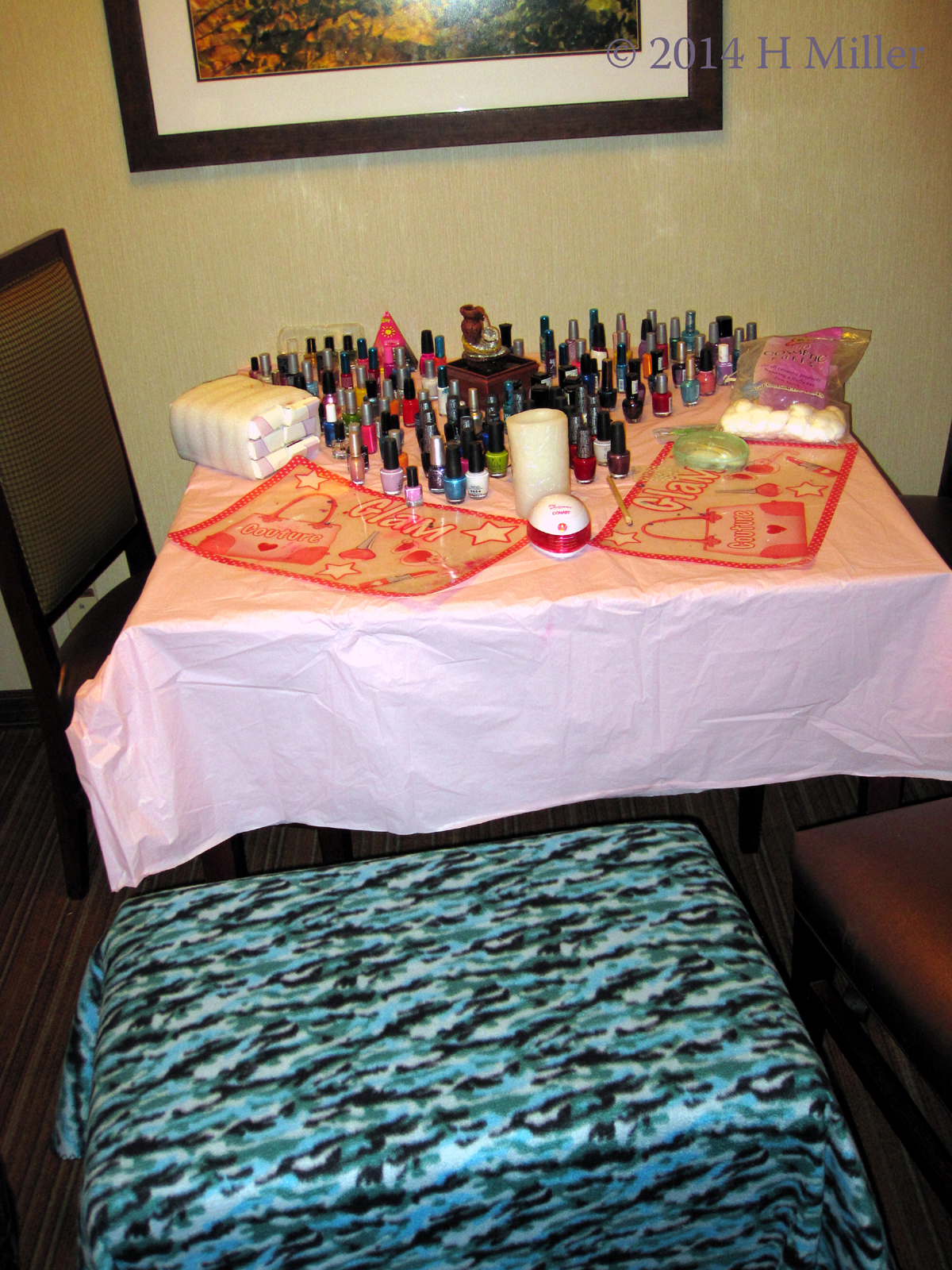 Girls Mobile Hotel Spa Party. Nail Polish Selection Is Crazy!
