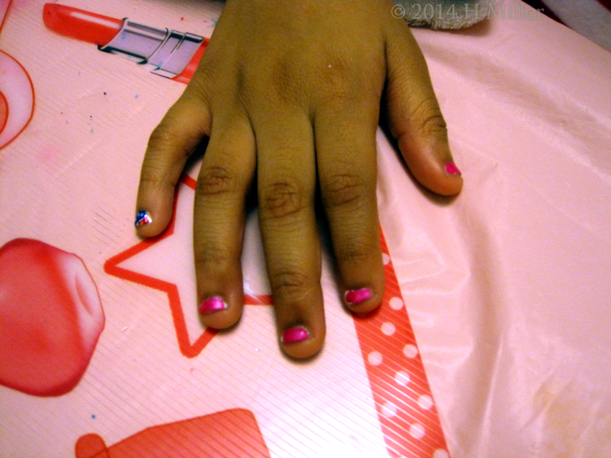 Hot Pink And American Flags! Yay!! Hot Pink And American Flags! Yay!!