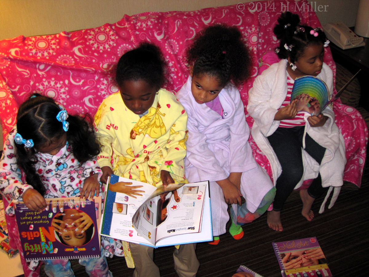 The Girls Looking Through The Nail Art Books The Girls Looking Through The Nail Art Books