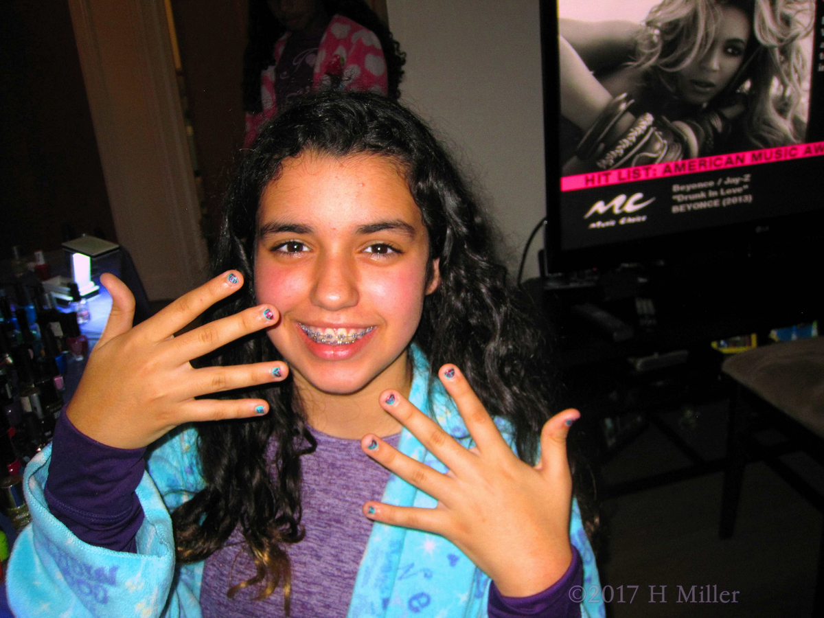 She Is Super Happy With Her Cool Shatter Girls Manicure! 