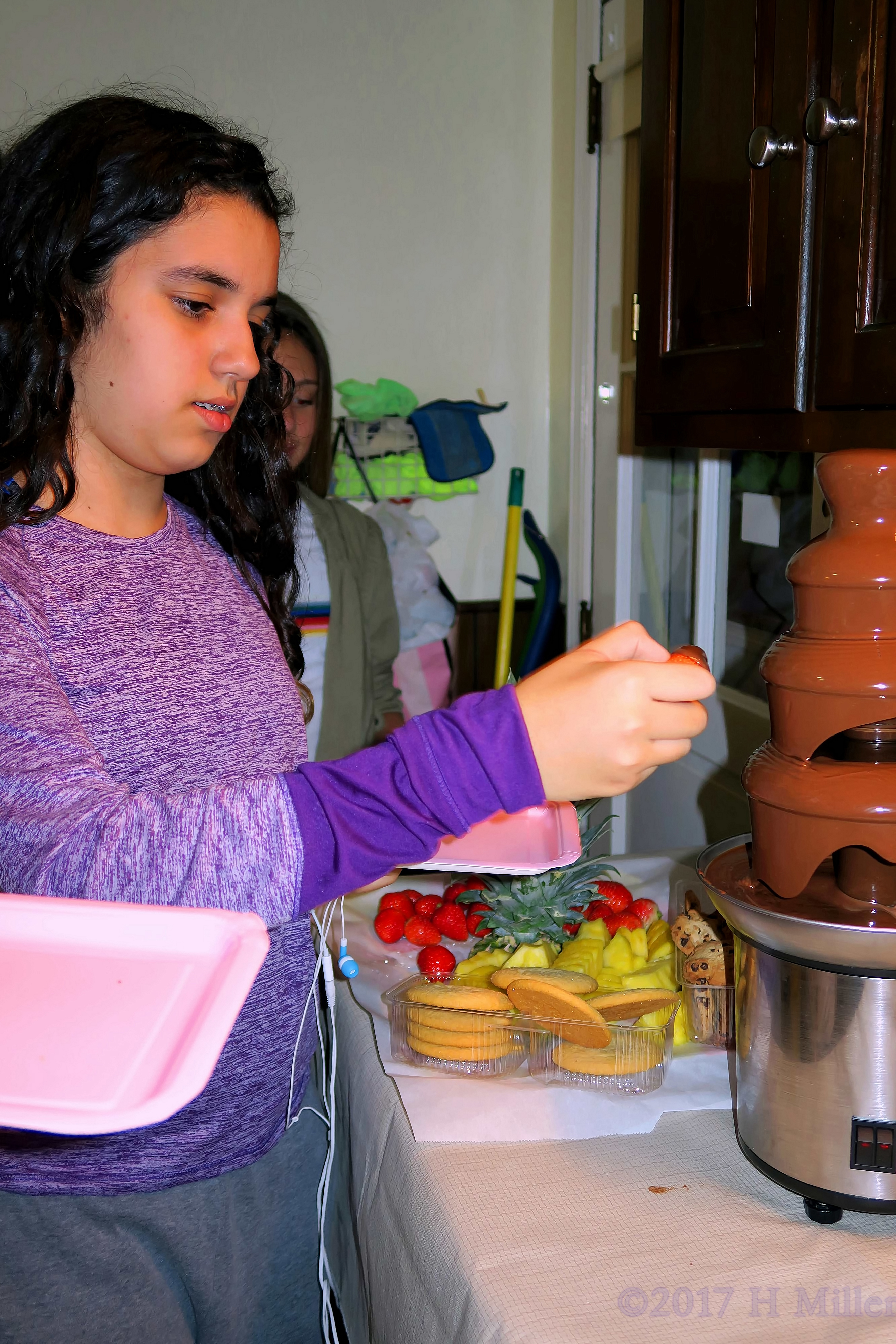 Chocolate Covered Strawberries Are Super Yummy! Chocolate Covered Strawberries Are Super Yummy!