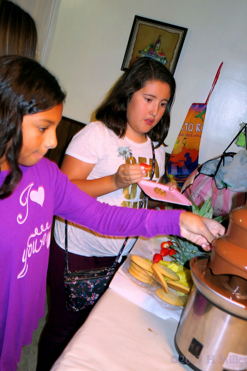 Chocolate Fondue Is So Much Fun At The Girls Spa!