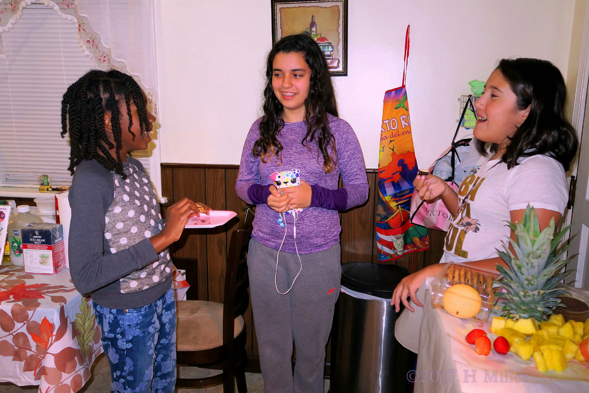 Chatting While Snacking On Chocolate Fondue At The Spa.