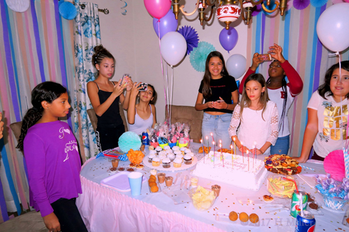 Allison's Birthday Party Is So Much Fun!