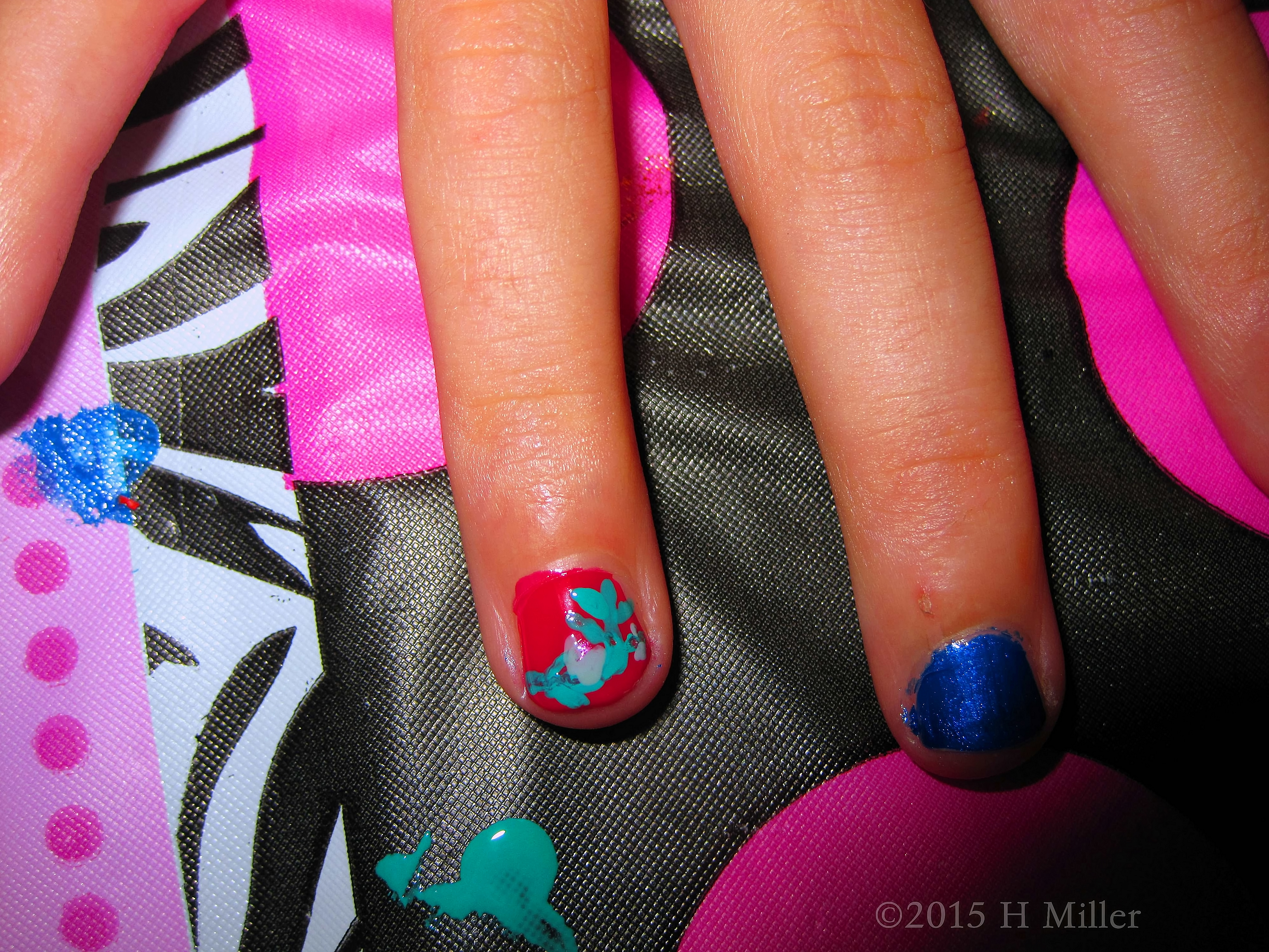 Kids Flower Nail Art. Kids Flower Nail Art.