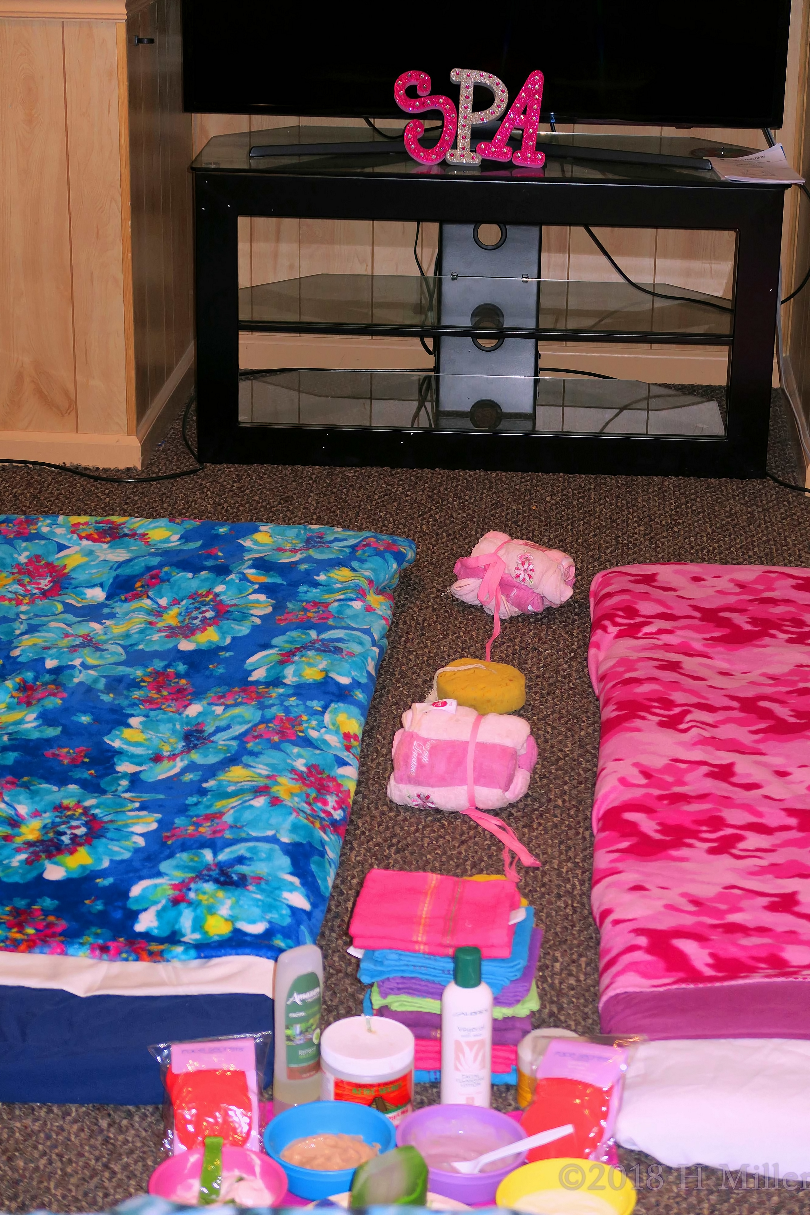 Facial For Kids Setup With Mats And All Ingredients At The Kids Spa! Facial For Kids Setup With Mats And All Ingredients At The Kids Spa!