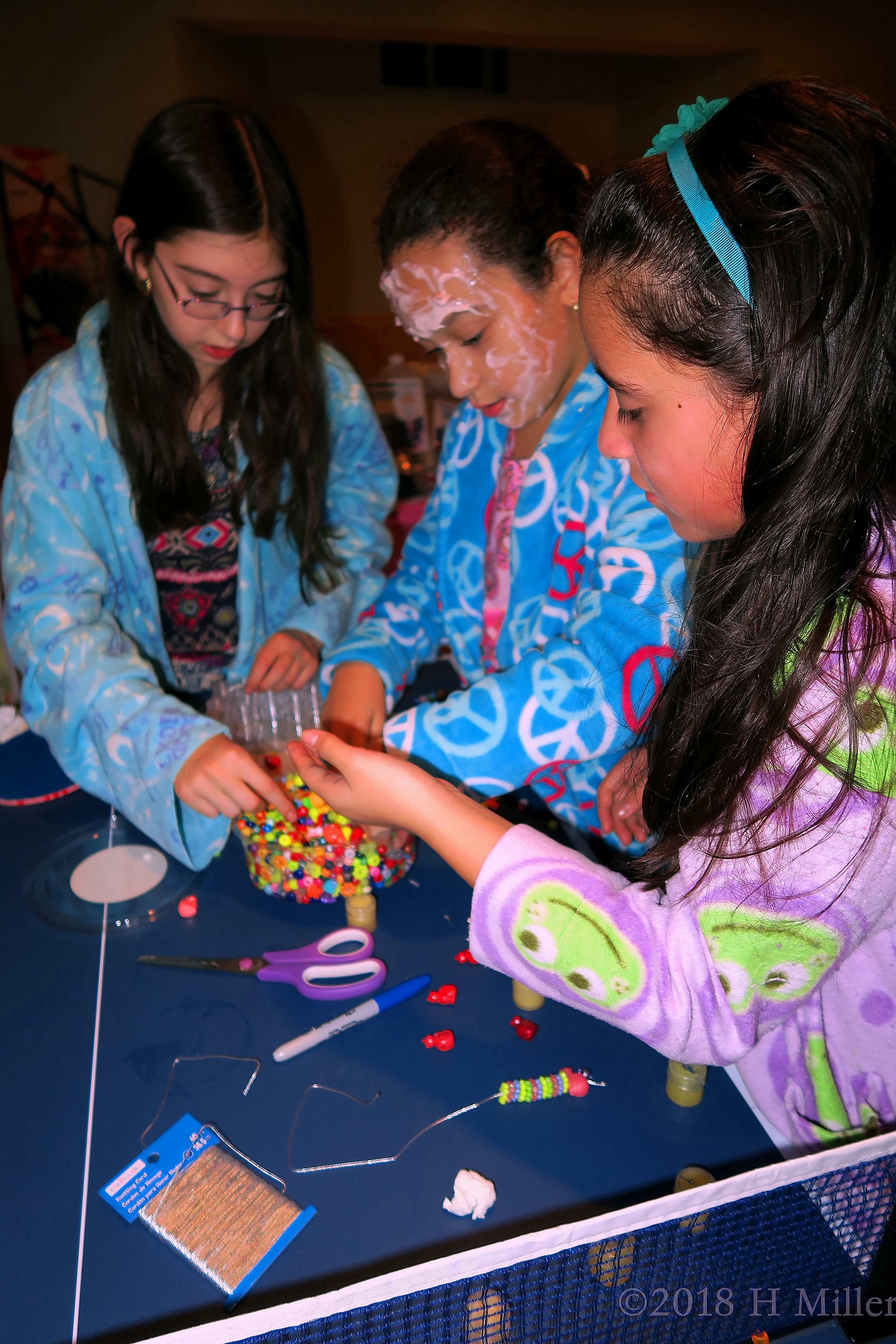 Time For Some Kids Crafts Activities At The Kids Spa Party! Time For Some Kids Crafts Activities At The Kids Spa Party!