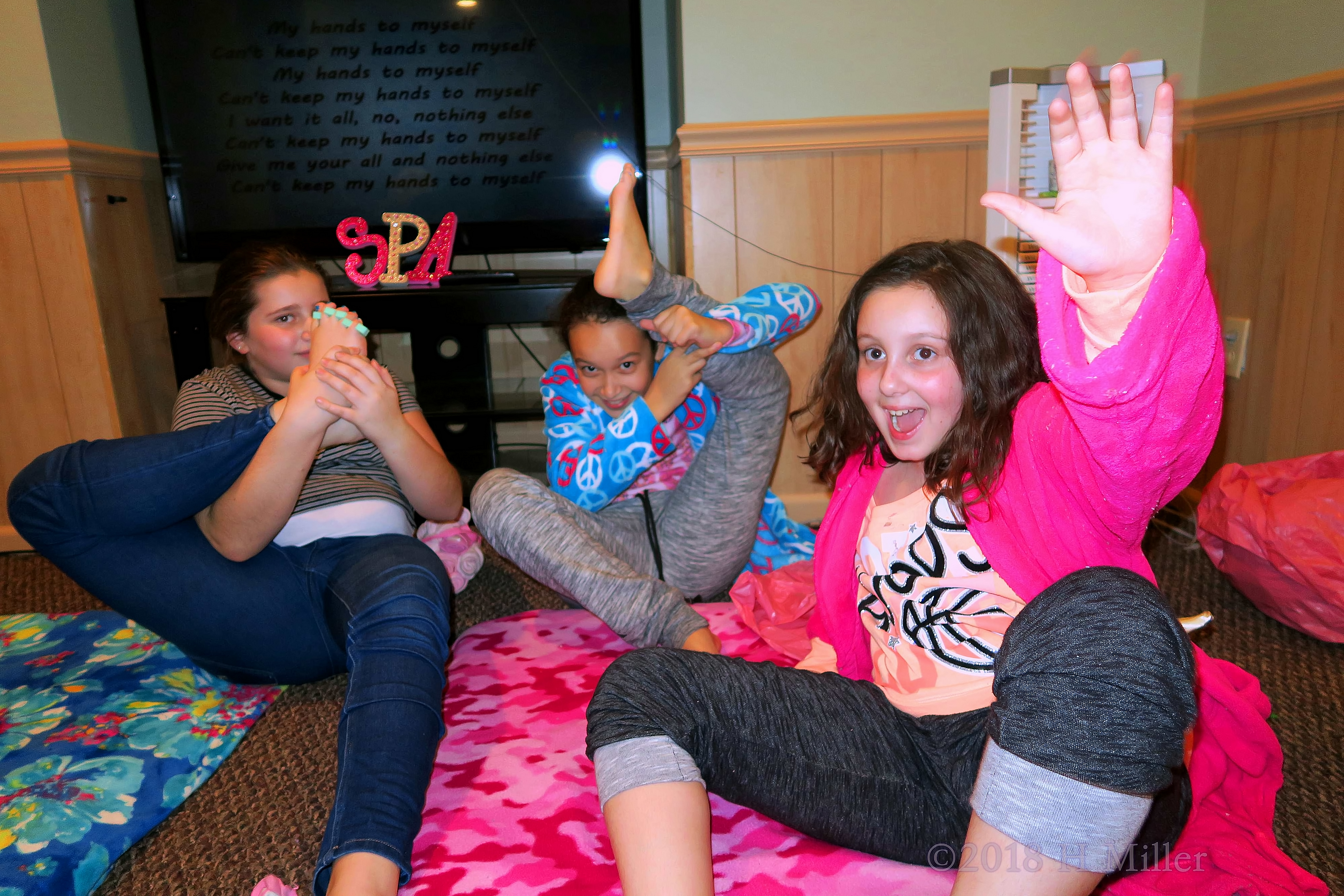 Excitedly Flaunting Their Kids Pedis! Excitedly Flaunting Their Kids Pedis!