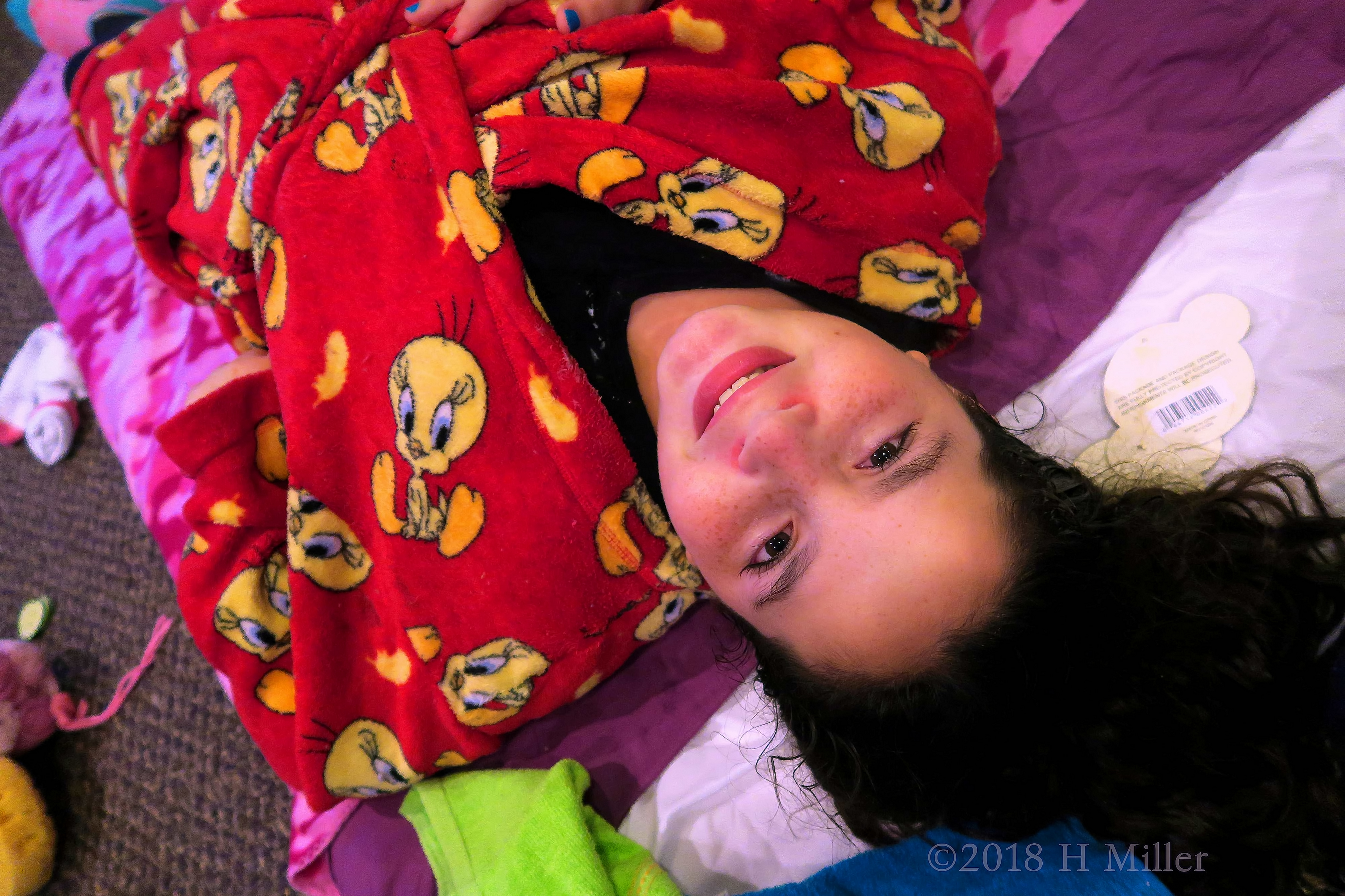 Shining Face With All The Stress Washed Away After Girls Facial Activity! Shining Face With All The Stress Washed Away After Girls Facial Activity!